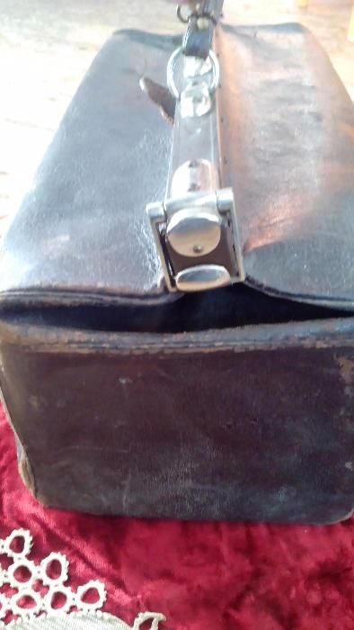 Антикварна пътническа чанта , Стара кожена чанта от 1915г
