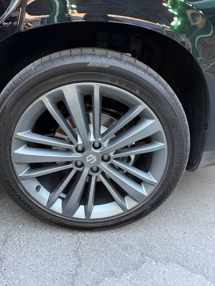 Leapmotor yangi c16 gibrit lidarli