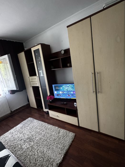 Vand aparatment etaj 1, central.