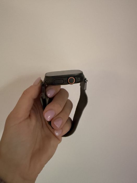 Apple Watch ultra 2 49mm black titanium 2024