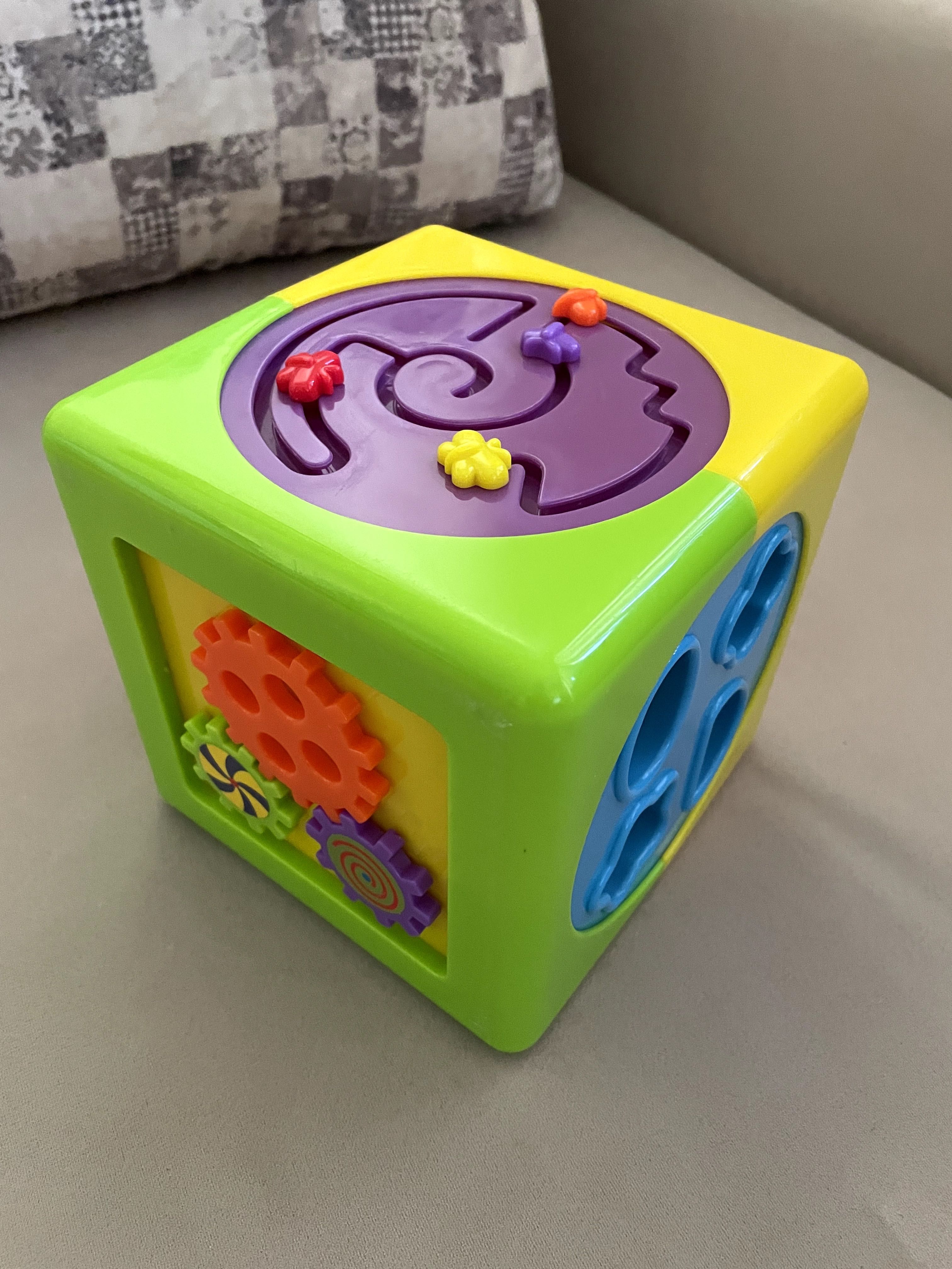 ЛОТ бебешки играчки
