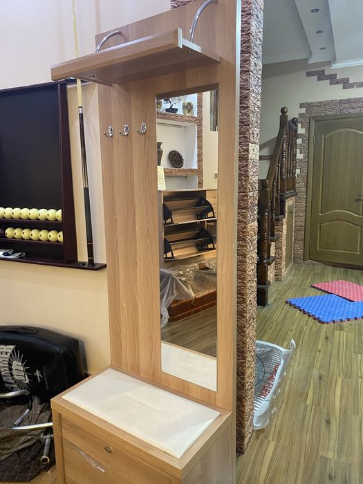 Мебель в прихожую