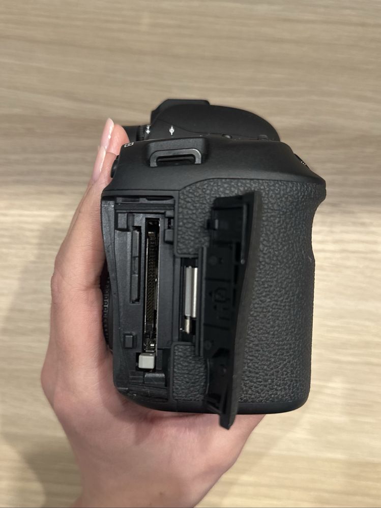 Canon EOS 5D Mark IV