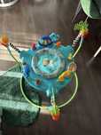 Jumper saritor bebelusi - centru de activitat