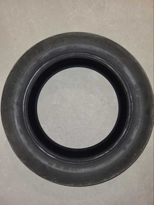 4бр. Goodyear EfficientGrip 215 55R17 94W  ДОТ24