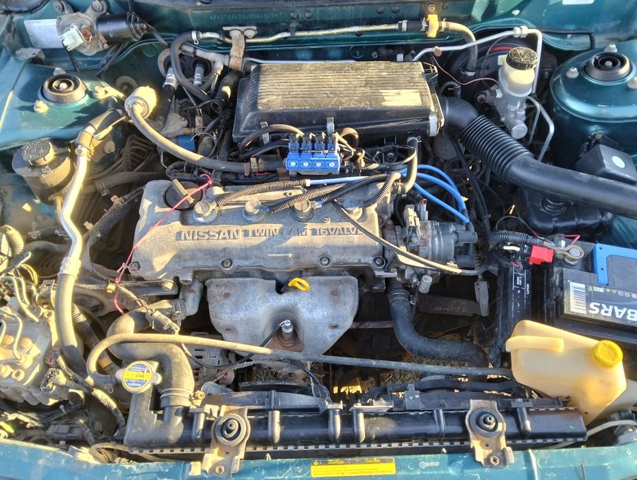 Продам автомобиль Ниссан примера