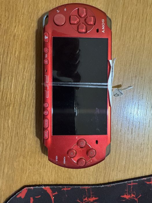 Sony PSP 3000 roșu