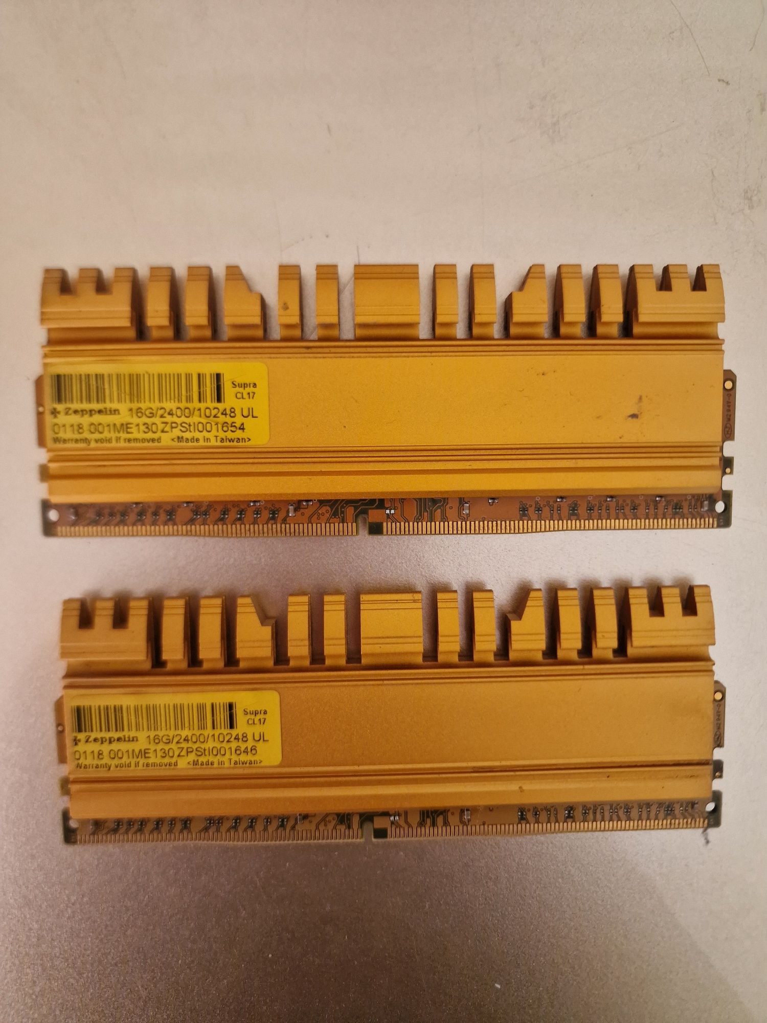 Продам Озу Zeppelin   Ddr 4 16 gb 7000 тенге.  Ddr 3  4 gb = 1000 тенг
