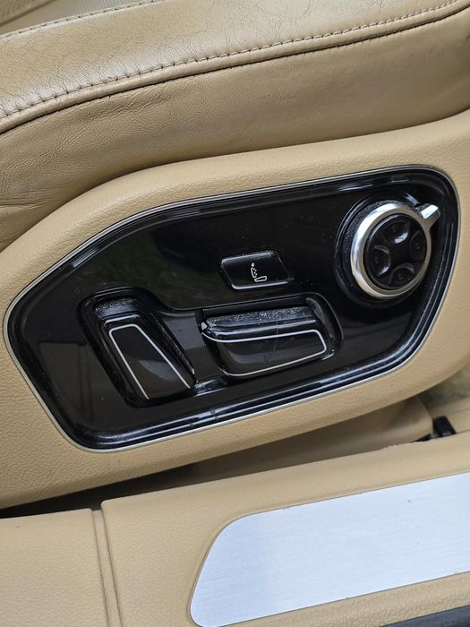 Audi A8 4.2 TDI PRESIDENT LONG-Ventilatie,Masaj,Trapa Solara-Variante