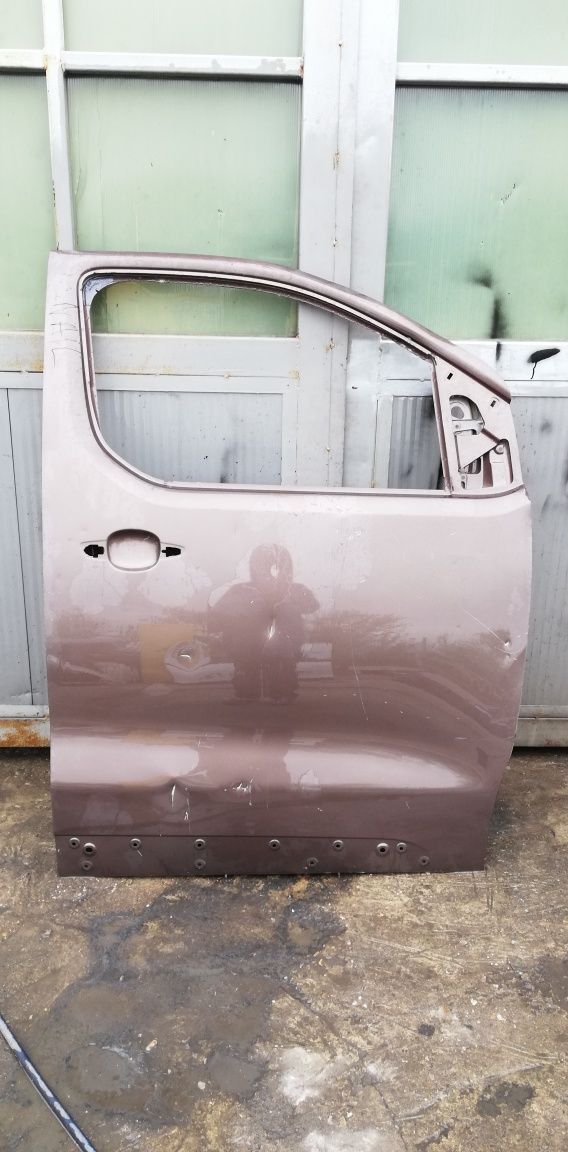 Предна дясна и 2 броя задна дясна врати Citroen Jumpy/Toyota Proace