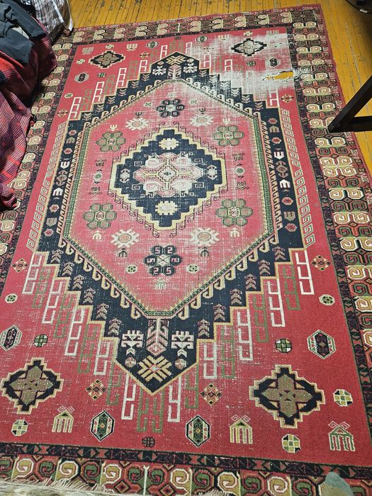 Бесплатно ковер б/у