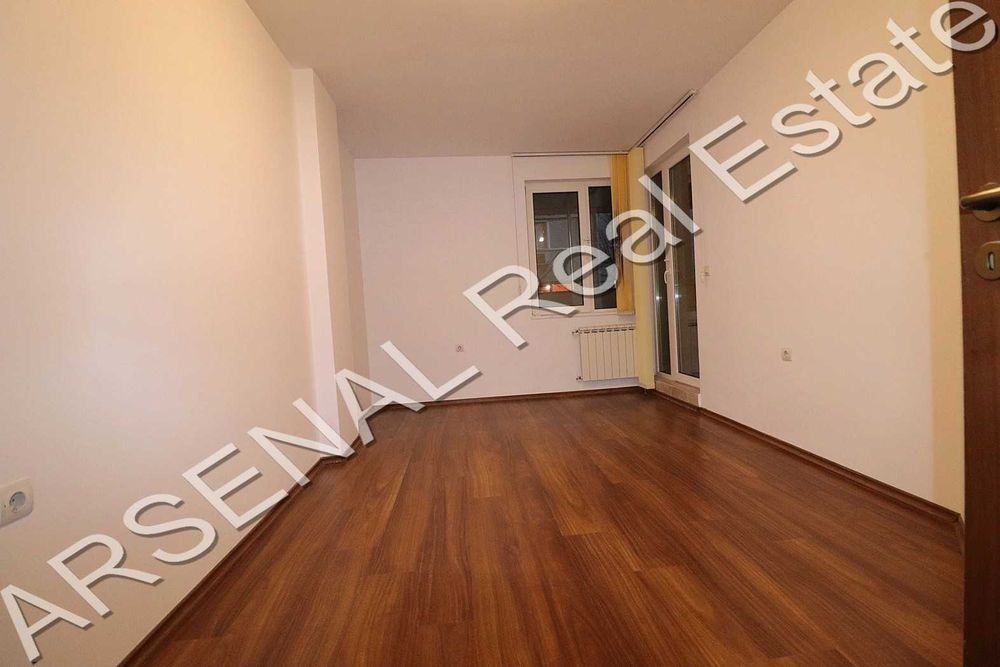 Дава се под наем Тристаен апартамент в София, Красно село - 120 кв.м за 550 € - Снимка #5