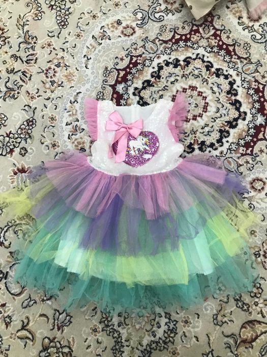 Продам платье единарог