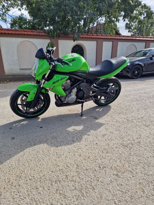 Vând kawasaki er6 n 2008 limitat a2 35kw