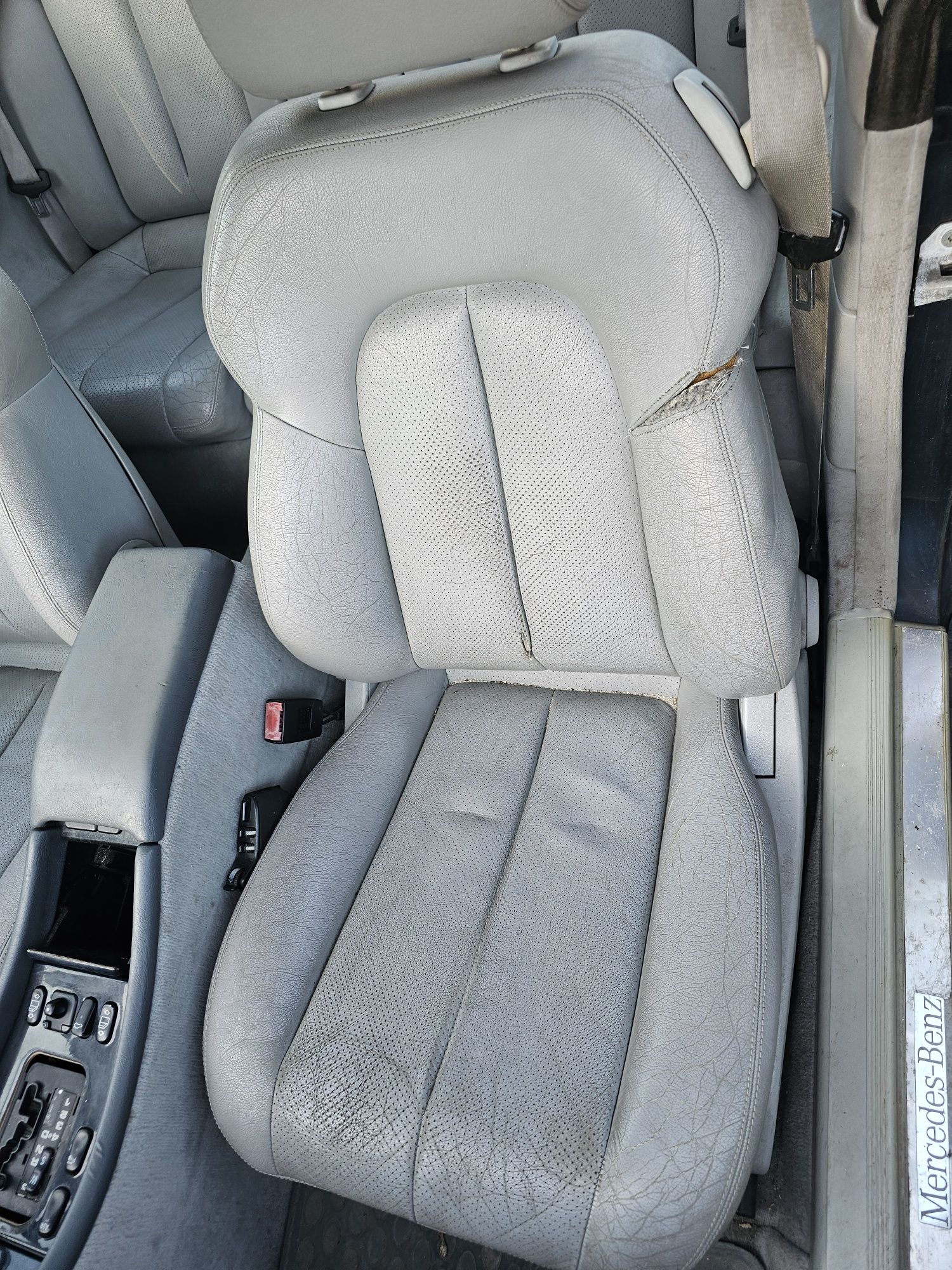 Clk320 C208 на части