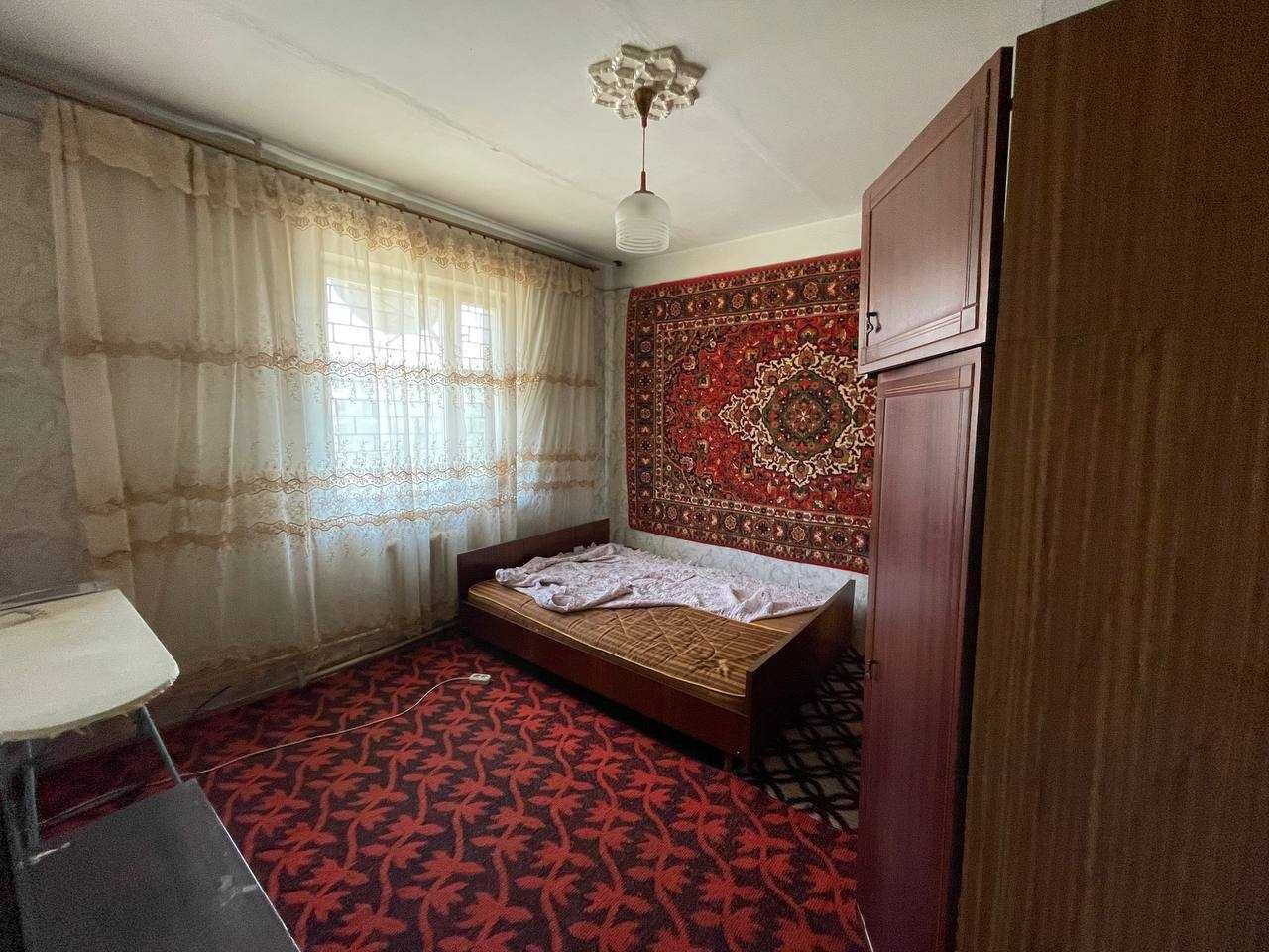 Срочно 2 хонали квартира сотилади  №349