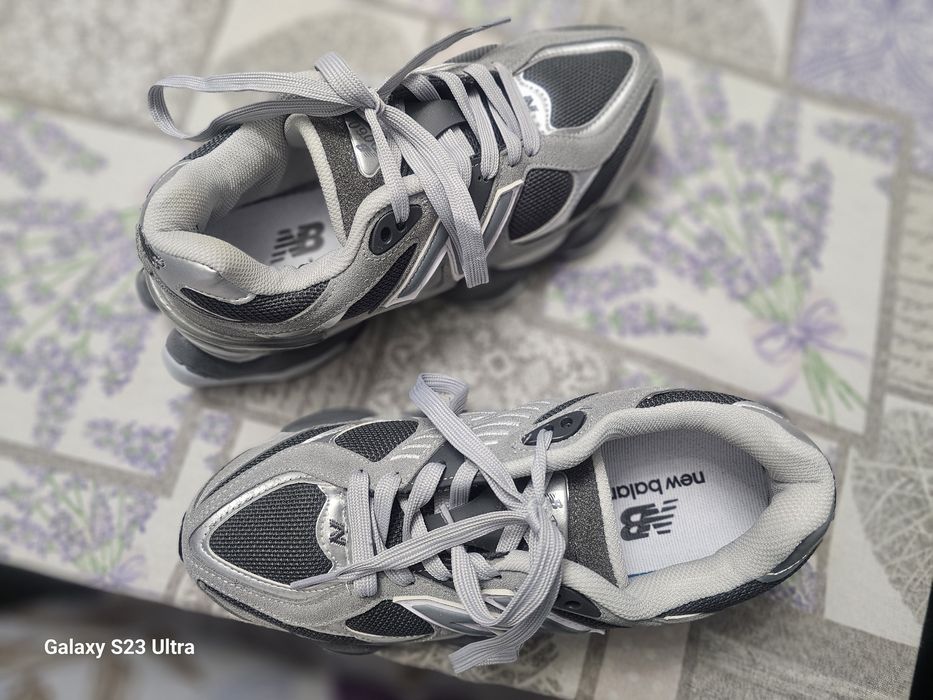 New Balance 9060