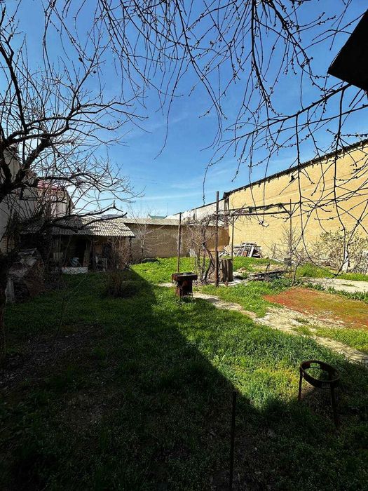 Продам 4,5сотки вдоль дороги Ул Саломатина