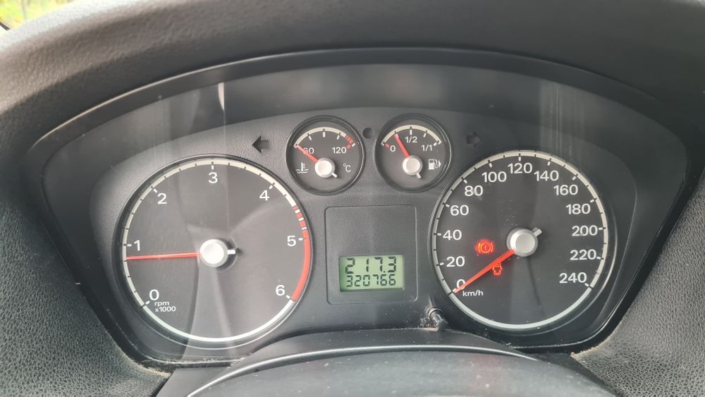 Vănd Ford Focus 2 1.6 tdci 90 cp