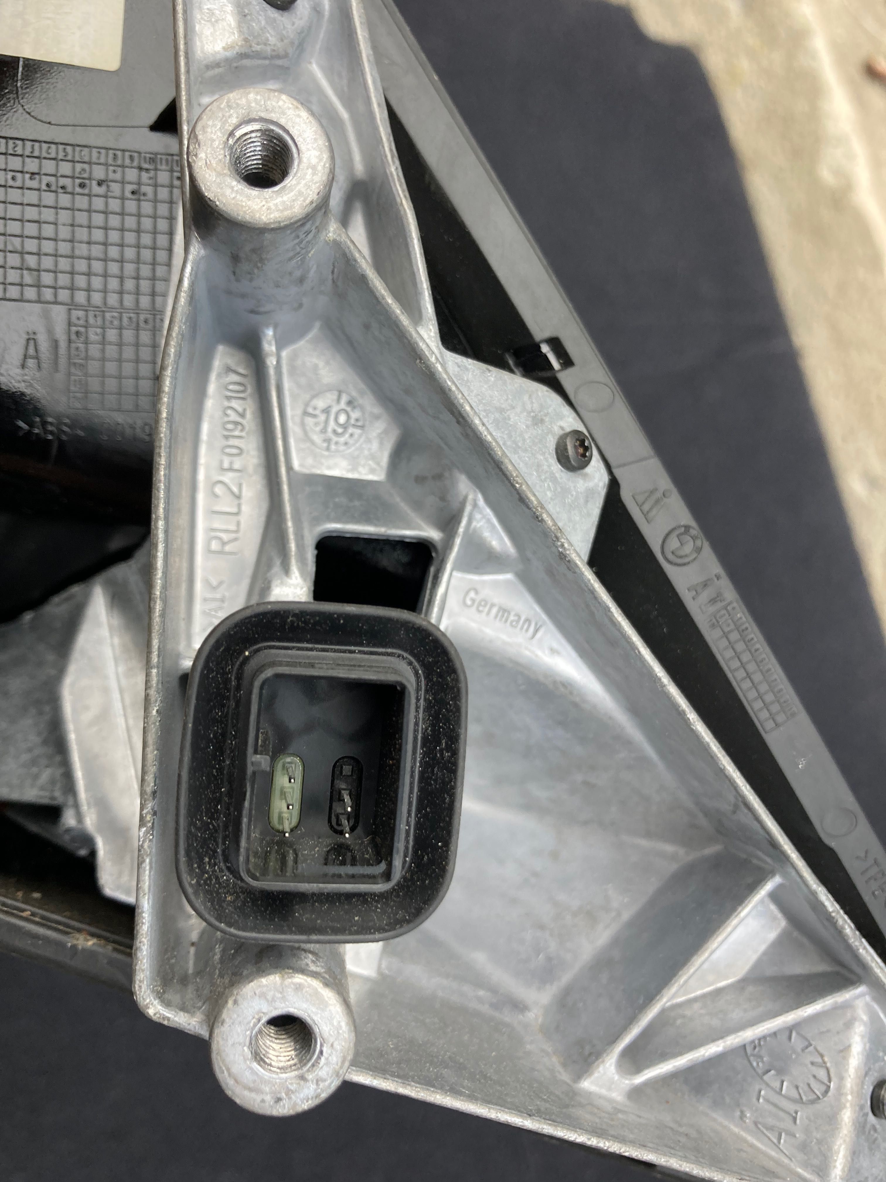 Ляво огледало Bmw 1. F40/Ф40. 5 пина. 19-