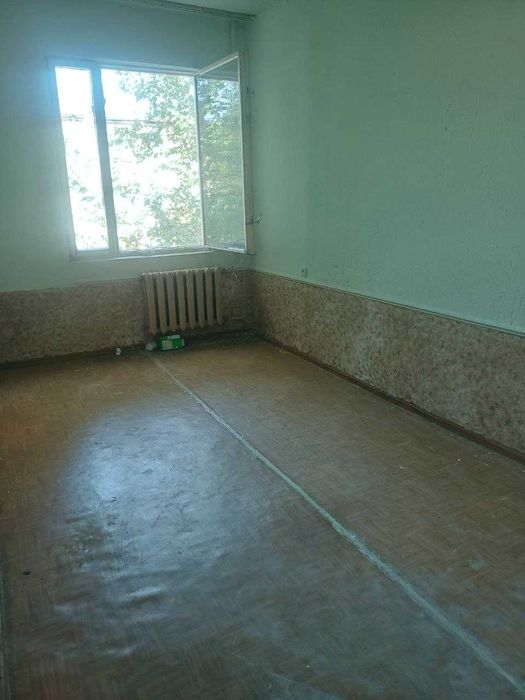 Юнусабад-12  «ТУРКИСТОН»,  2-комнатная, ПУСТАЯ. Семейным ЗАГС.