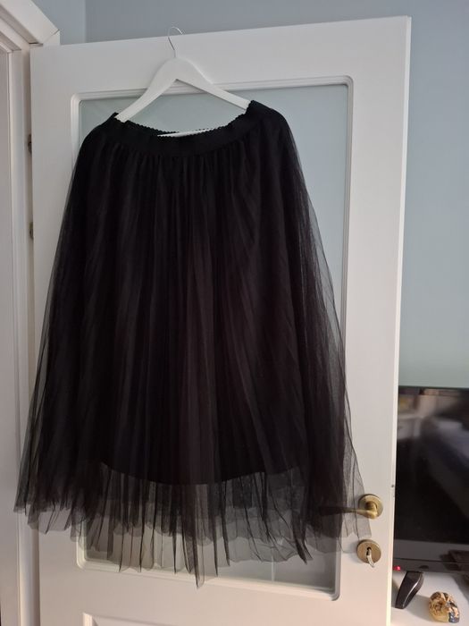 Fusta plisata din tul (noua cu eticheta)