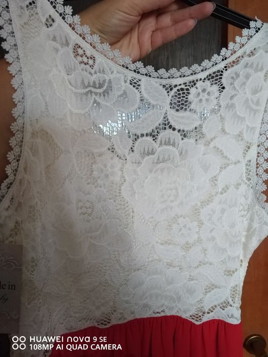 Различни рокли размер М