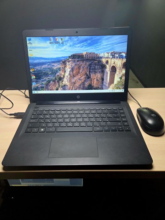 Отличный ноутбук hp core i7 7 пок