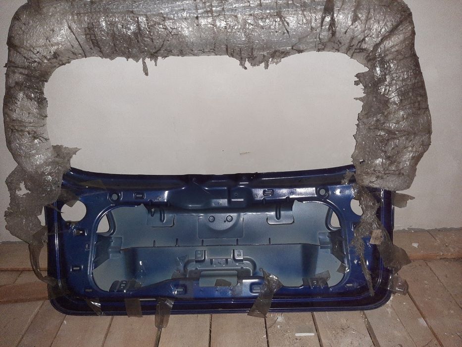 Haion și ușa dreapta spate . Passat b6 2007