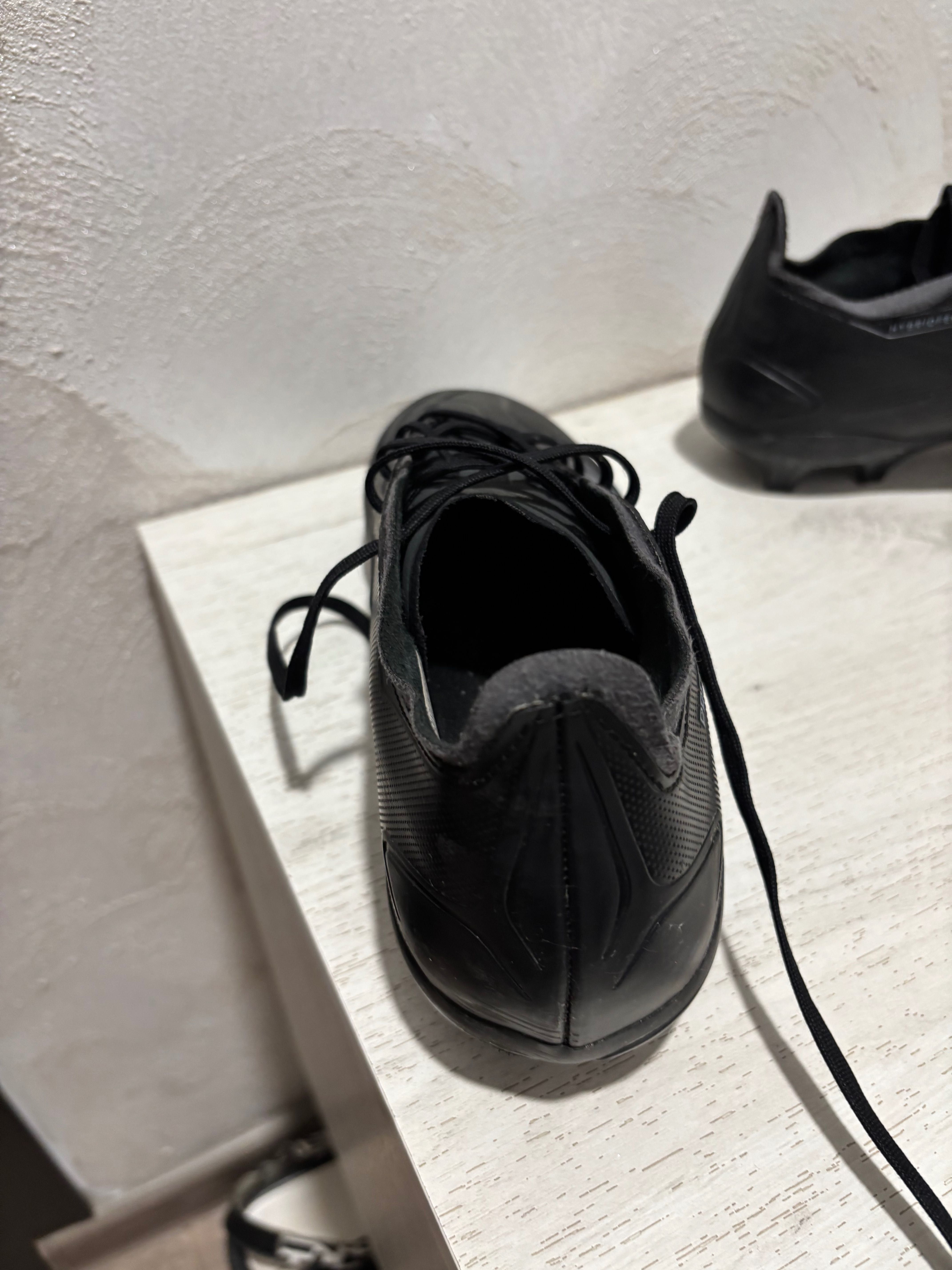 Бутонки adidas Predator