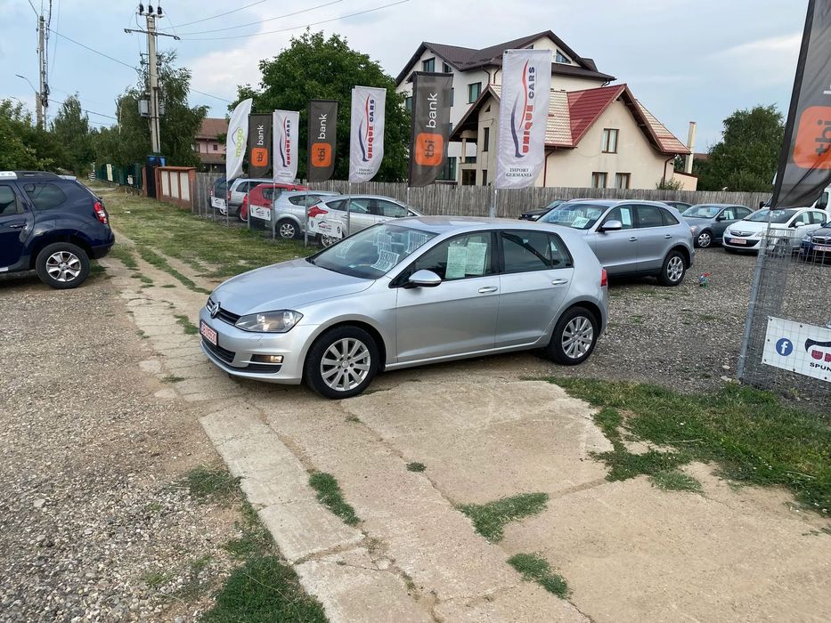 Volkswagen Golf Rate FIXE, Garantie 12 luni,FACTURA,Variante,Benzina, EURO5,KLIMA