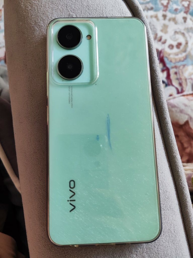 Vivo Y03 продам в отличном состоянии