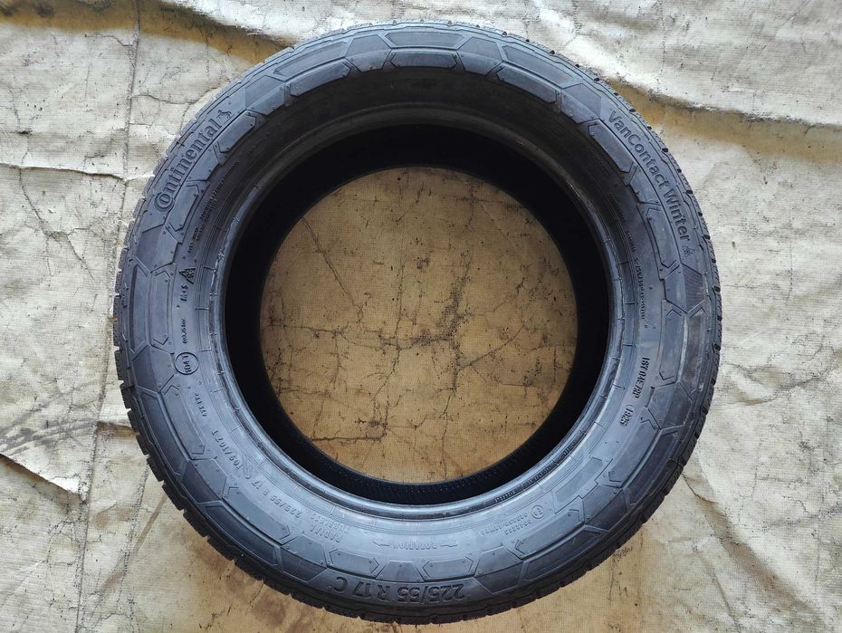 4 Нови бусови зимни гуми 225/55R17C Continental VanWinter 109T DOT1825