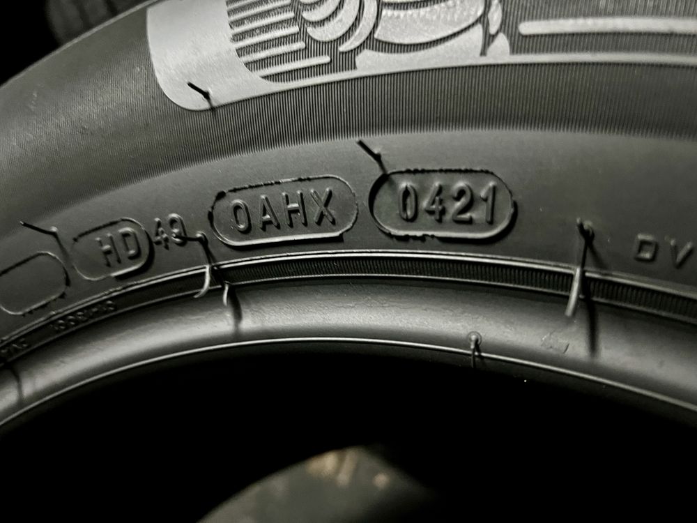 DOT:21г. 215/60/16 MICHELIN, 6мм