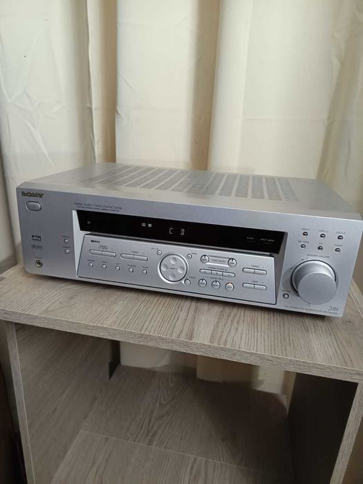 Amplificatoare, boxe, pickup, colectii de viniluri