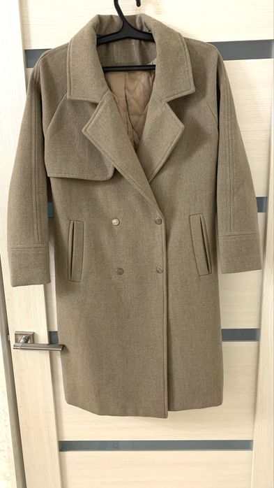 Продам пальто весна-осень XS