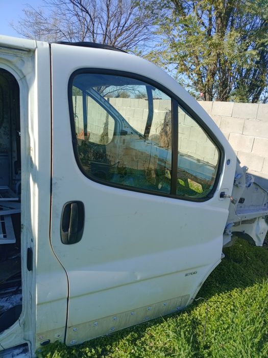 Врати за Опел Виваро