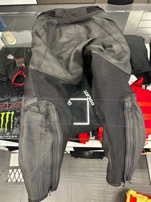 Екипировка Dainese