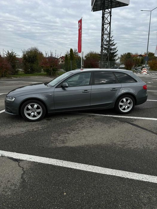 Audi A4 2.0 TDI, 143 CP, 2013, Automată
