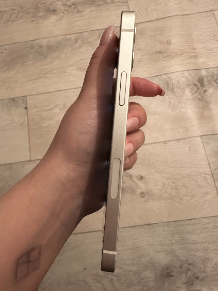 Продам iphone 12 128gb айфон