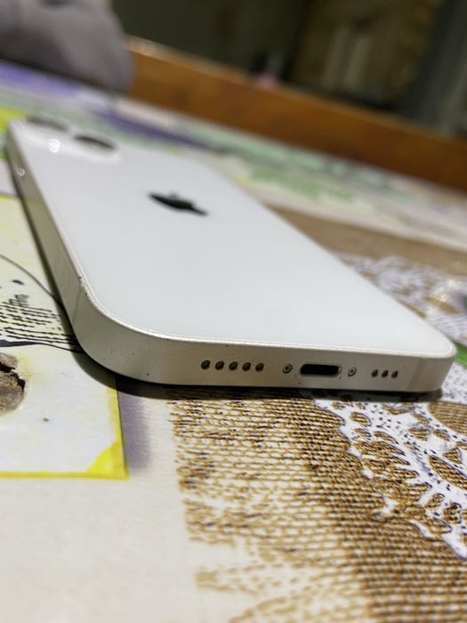 Vand sau Schimb iPhone 13 128gb
