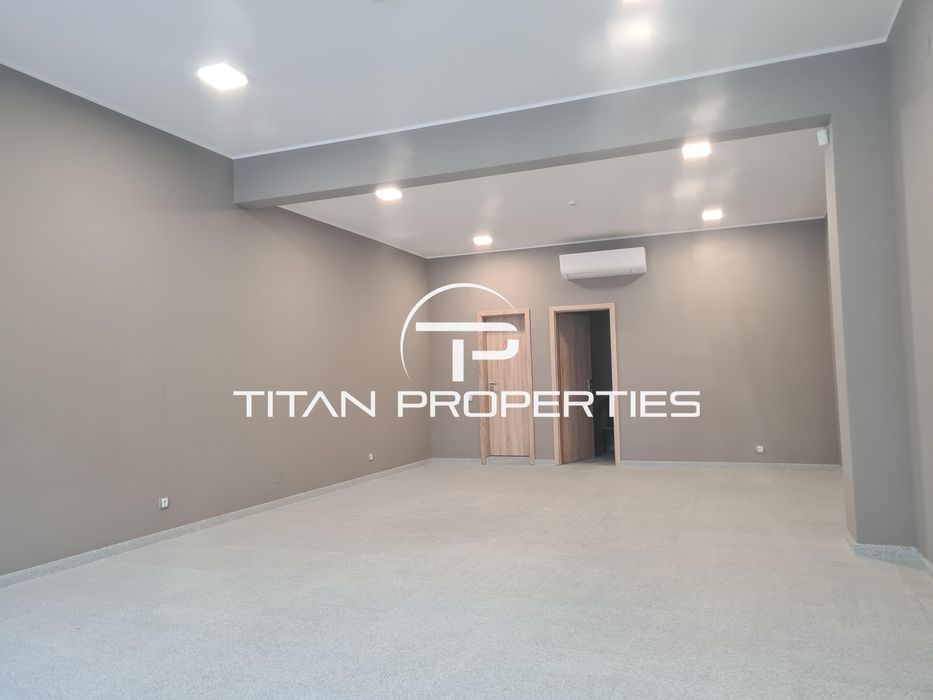 Дава се под наем Магазин в Пловдив, Център - 82 кв.м за 400 € - Снимка #2