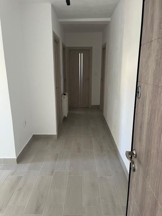 Apartament 2 camere, cartier gura campului, etaj 1.