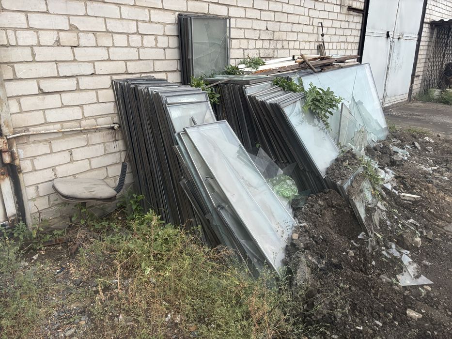 Отдам бесплатно стеклопакеты