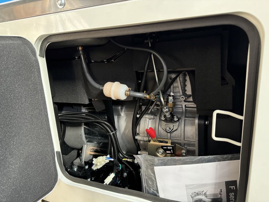 Генератор Generator 10 кв ( движок )