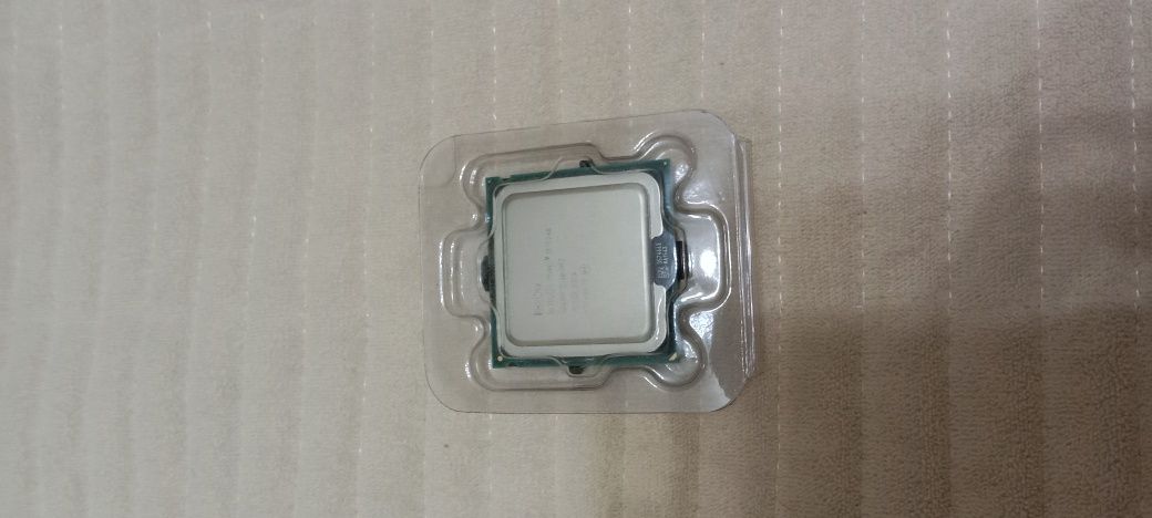 Intel Core i3 3240