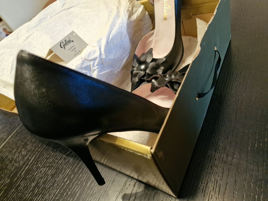 Pantofi din piele Guban