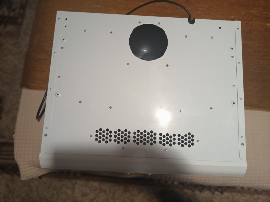 Продавам Аспиратор ТЕКА C6420