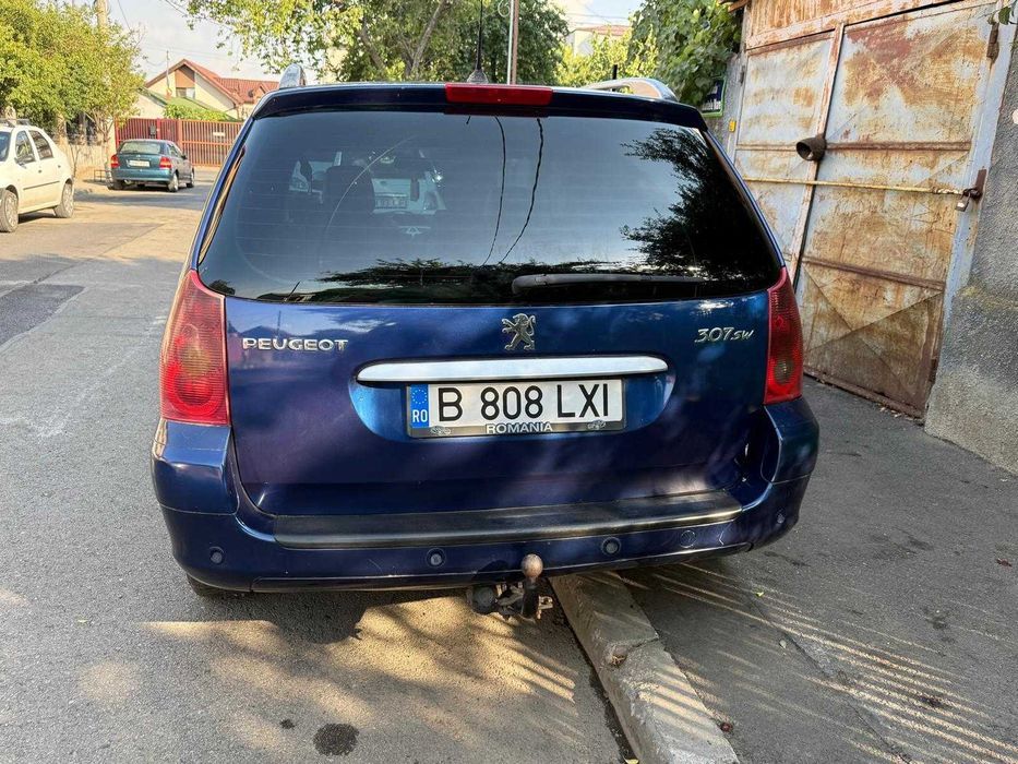Vand Peugeot 307 SW 1.6 HDi, editie speciala cu interior alcantara