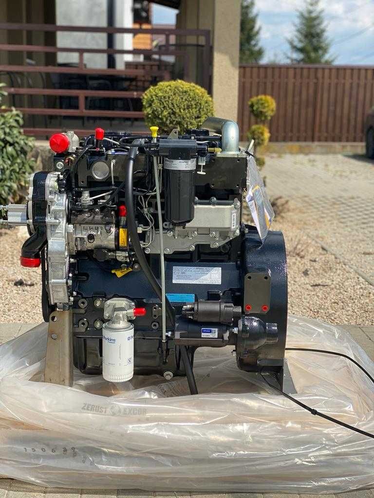Motor PERKINS NL 38898 1104D-44T pentru TAF, nou cu Garantie, Original